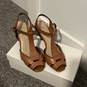 Nice INC leather sandals size 8